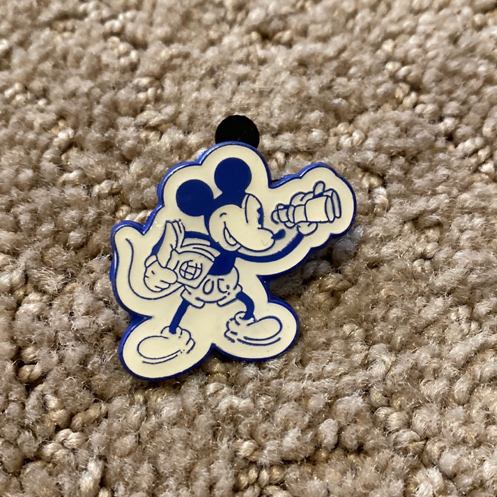 Disney pin